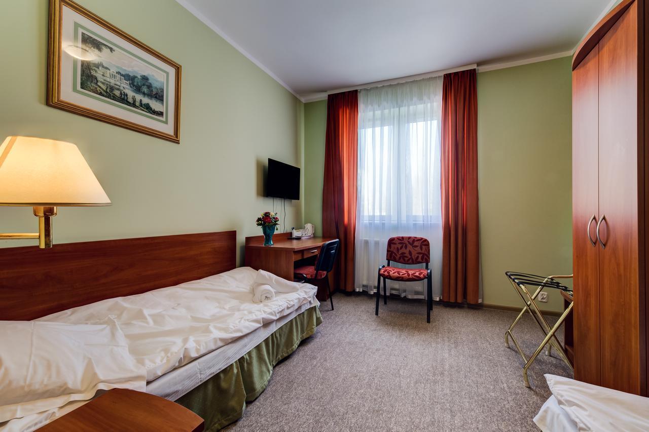 Plaza Bed and breakfast 3*