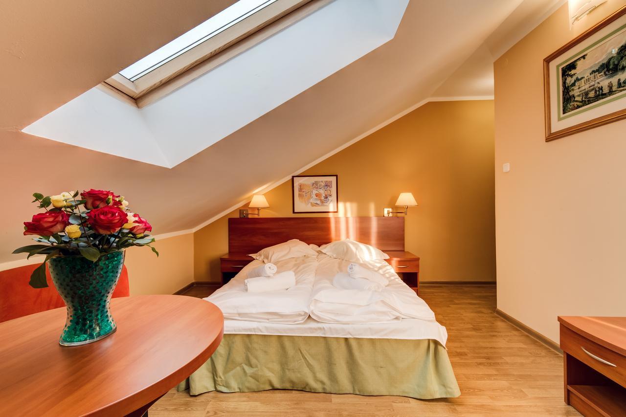 Plaza Bed & Breakfast